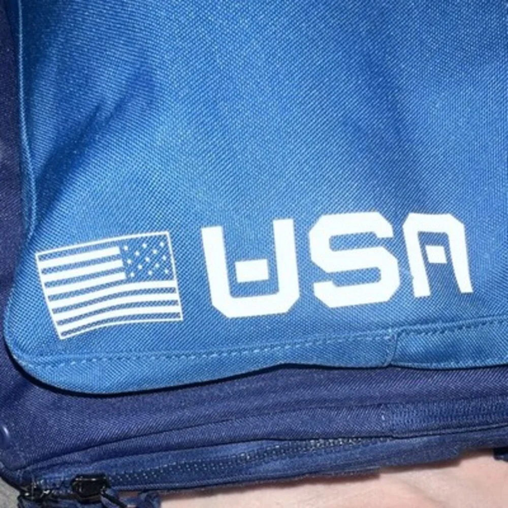 Nike USA Blue Backpack 18x12 Zip Closure Logo Adjustable Straps